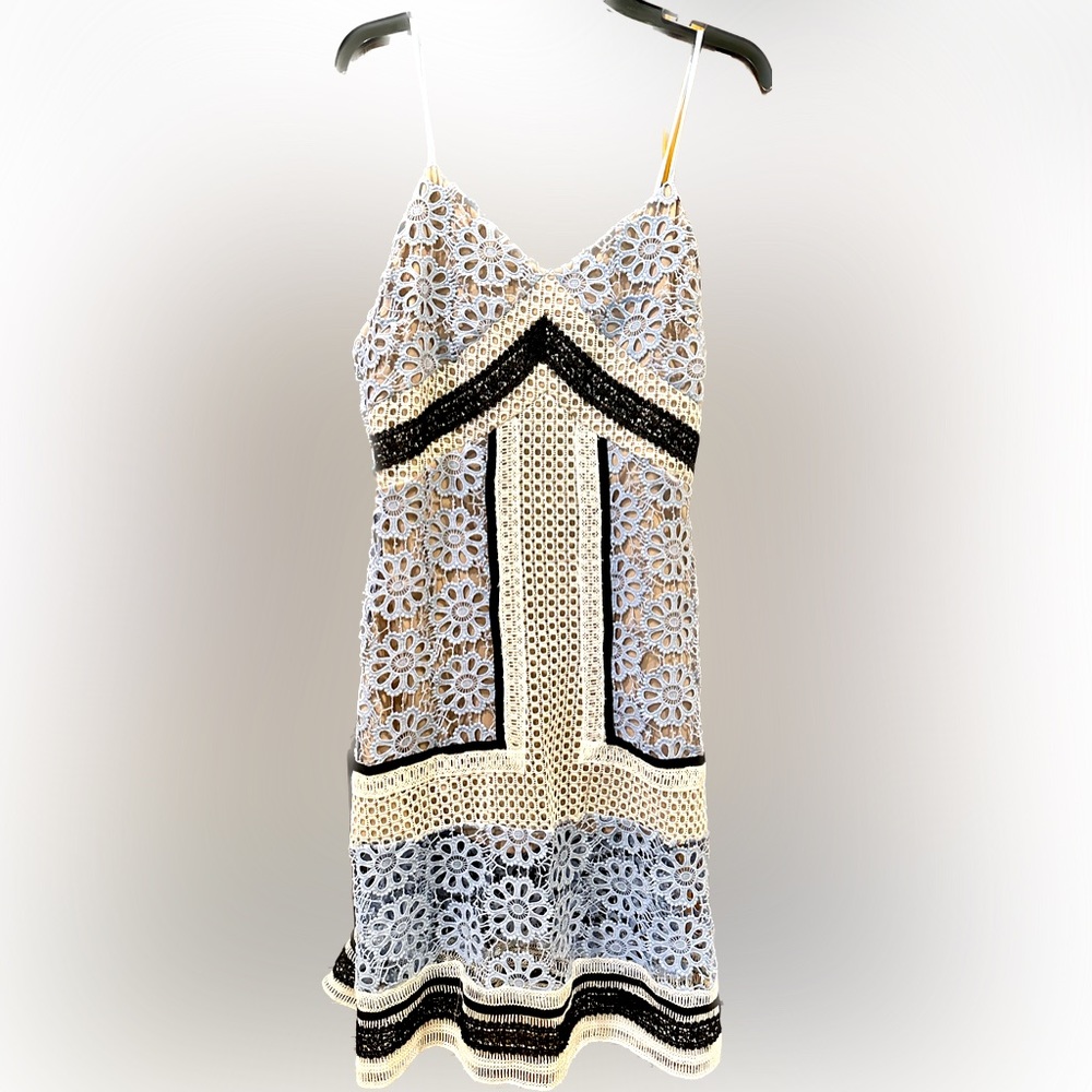 NWT Gianni Bini Crochet Lined Cornflower Blue Dress, size L